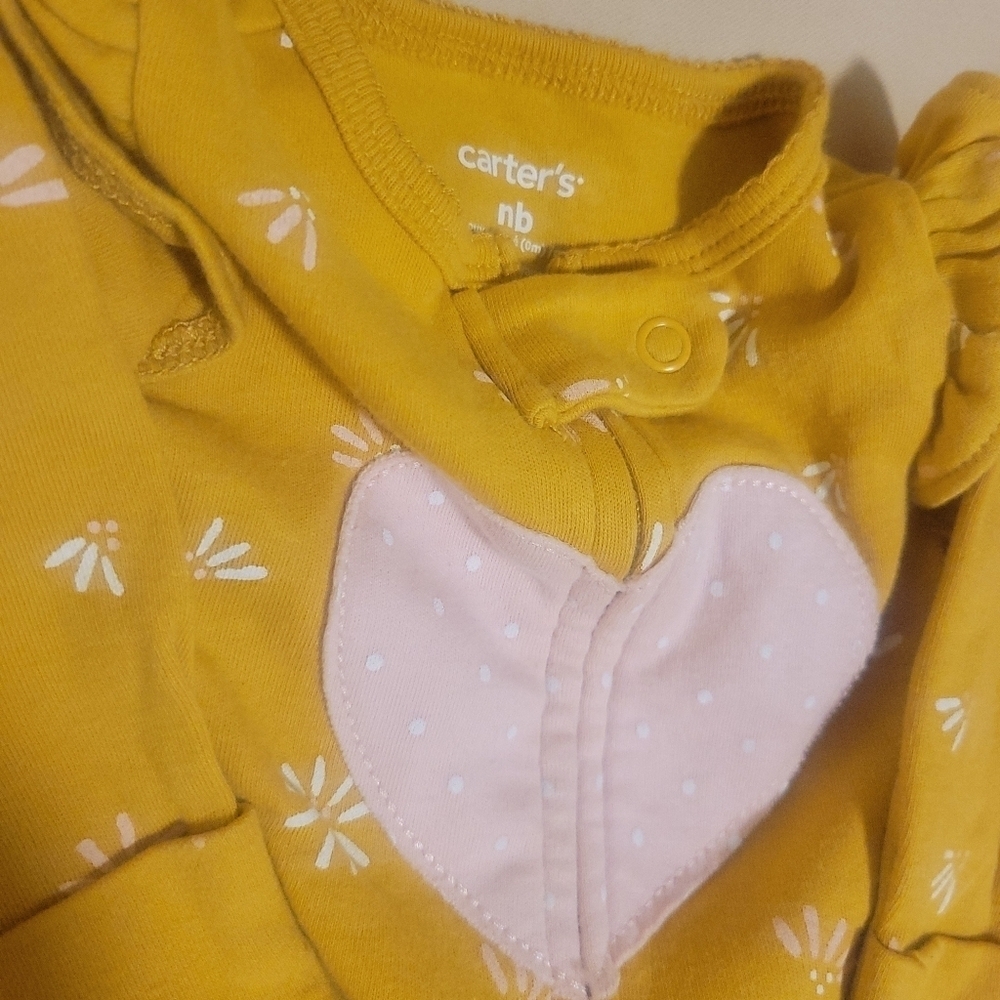 0/3 Month Bundle Of 3 Footies Onesies - Carter's & Old Navy - EUC - Picture 5 of 6